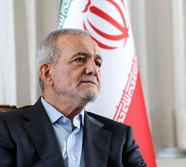 Pezeşkiyan: Hürmüz Boğazı'ndaki güvensizliğin sorumlusu ABD ve İsrail