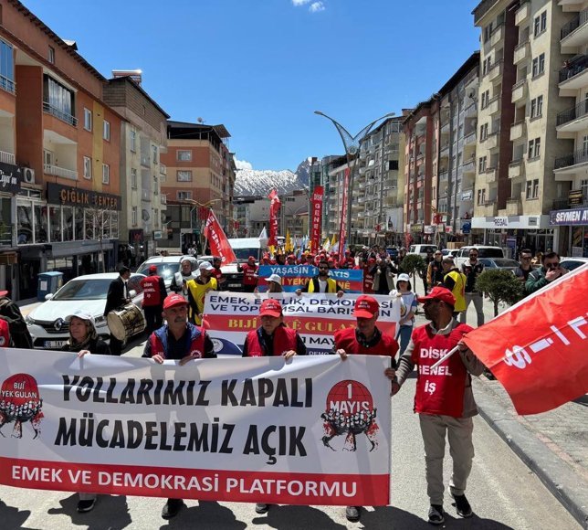 Hakkari'de 1 Mayıs kutlanıyor