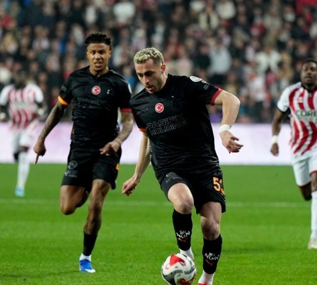 Samsunspor, Galatasaray'ı 4-1 yendi
