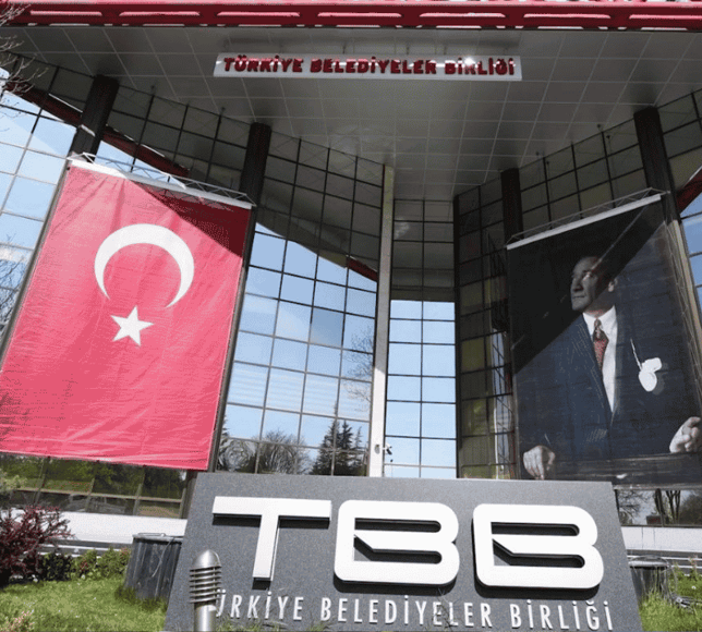 Türkiye Belediyeler Birliği toplantısında Ekrem İmamoğlu’nun mesajı okunurken arbede çıktı