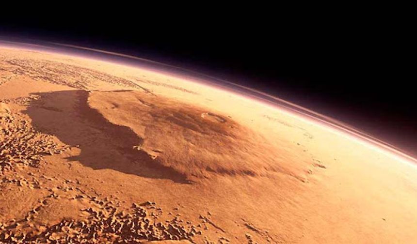 Mars'ta keşfedilen "gizlenmiş" devasa yanardağ, yaşam belirtileri barındırıyor olabilir