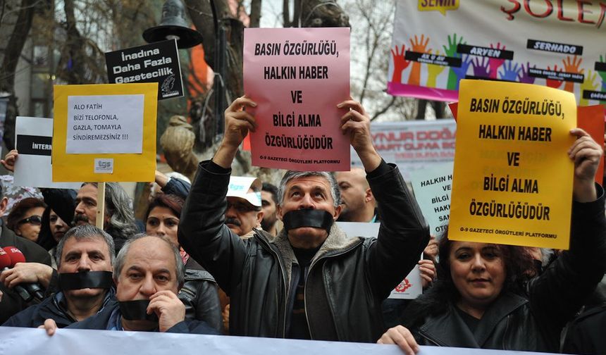ÇGD: Gazetecilere yönelik baskılar sürüyor