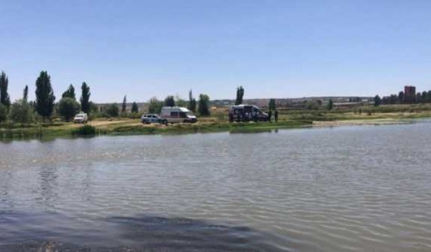Serinlemek için Dicle Nehri’ne giren 3 öğrenci kayboldu
