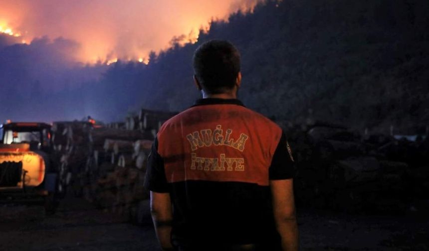 AFAD'dan Marmaris yangını açıklaması: 274 vatandaş tahliye edildi