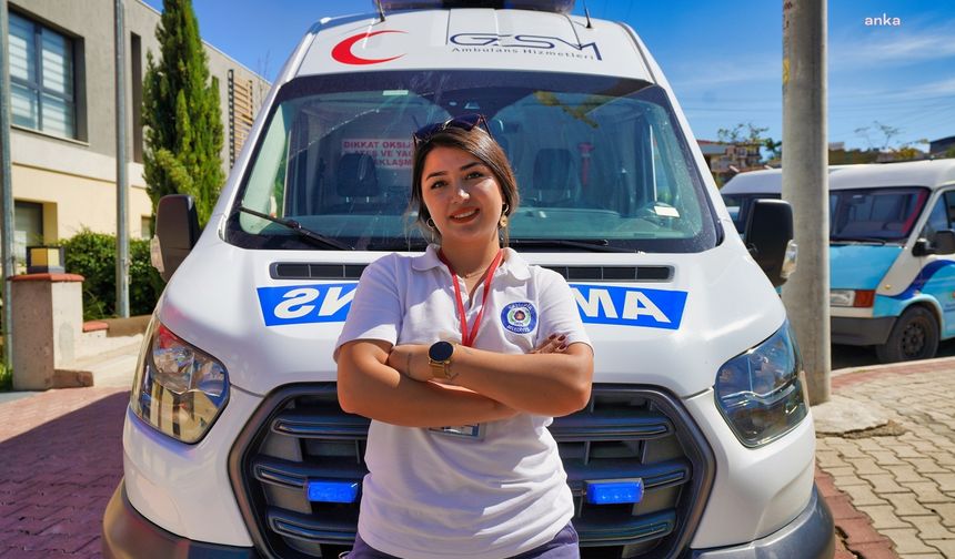 Gaziemir’in ilk kadın ambulans şoförü, ayda 200 hastayı taşıyor