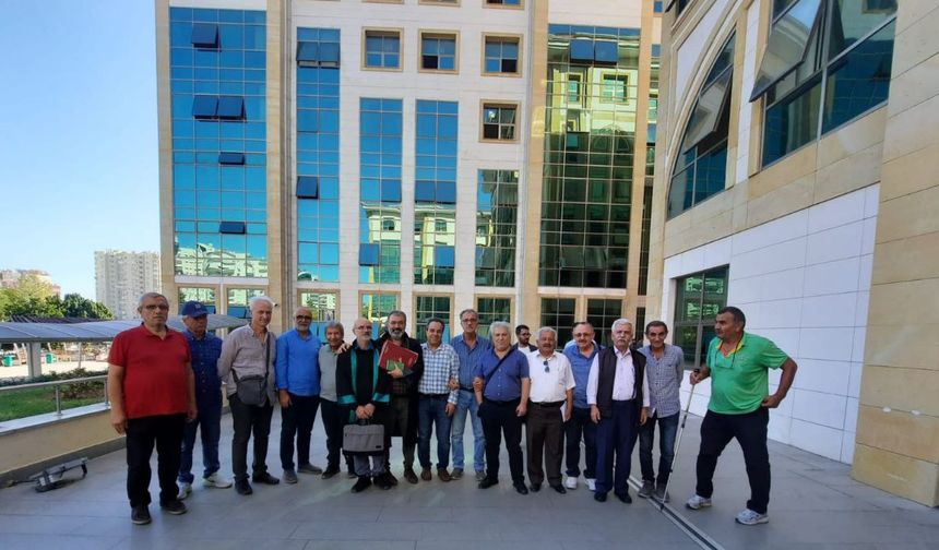 Antalya'da Laik Eğitim ve Laik Yaşam İstiyoruz eylemine katıldıkları için yargılanan 50 kişi beraat etti