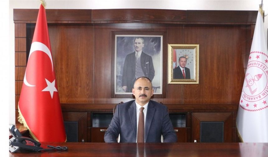 Diyarbakır Milli Eğitim Müdürü, AKP İl Başkanı gibi: Okul müdürleriyle Erdoğan'ın mitingine dair planlama yaptı