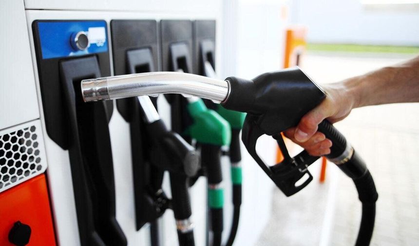 Motorine zam geldi: Litre fiyatı İstanbul'da 60 lirayı aştı