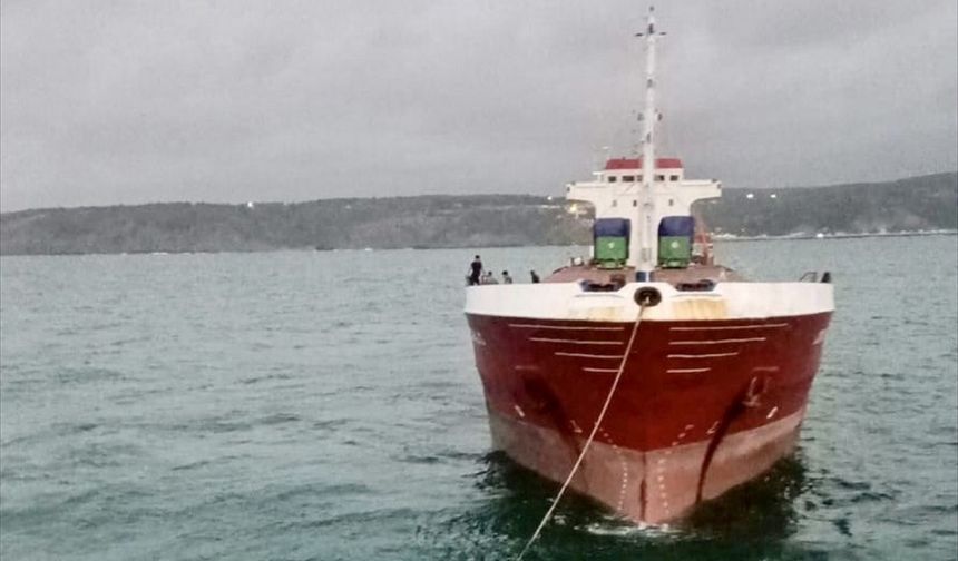 İstanbul Boğazı'nda yat yarışları nedeniyle bazı vapur seferler yapılamıyor