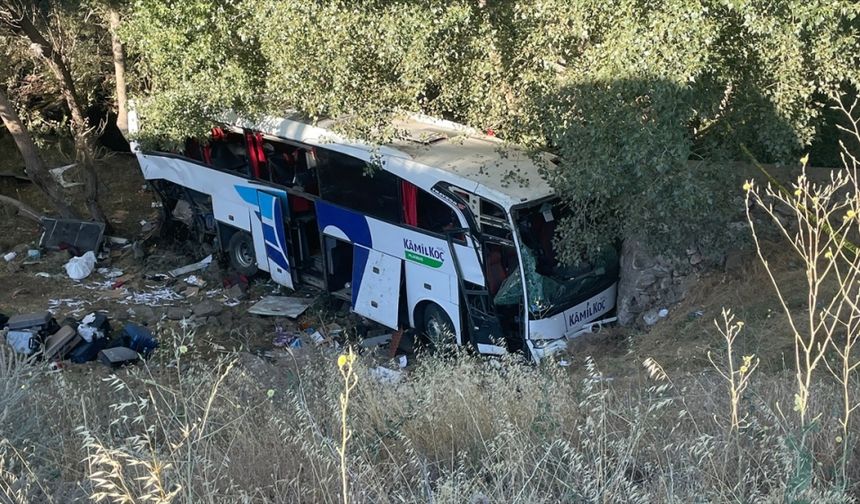 Yozgat'ta trafik kazası: 12 ölü, 19 yaralı