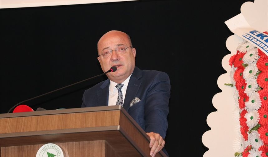 CHP genel başkan adaylarından İlhan Cihaner, Yozgat'ta konuştu