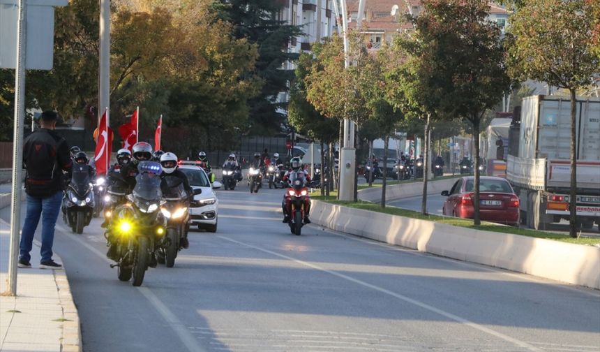 Cumhuriyet'in 100. yılında motorcular "İstiklal Sürüşü" gerçekleştirdi