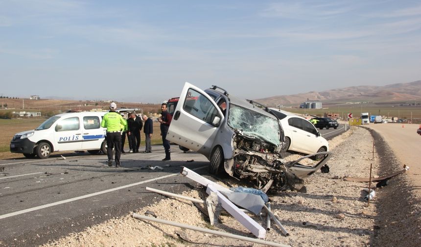 Siirt'te zincirleme trafik kazasında 1 kişi öldü, 3 kişi yaralandı