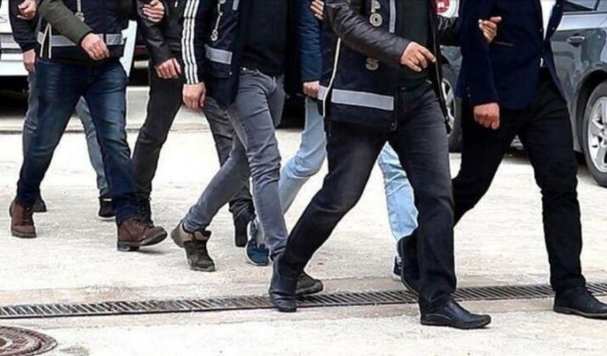 İzmir merkezli IŞİD operasyonu: 26 gözaltı