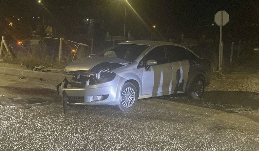 Uşak'ta kaza, 4 kişi yaralandı