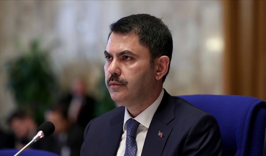  SONAR Araştırma Şirketi kurucusu Hakan Bayrakçı, Ahmet Hakan ile Tarafsız Bölge programında Cumhur İttifakı'nın İBB Adayı Murat Kurum ve CHP'nin adayı Ekrem İmamoğlu'nun oy oranlarına ilişkin anket sonuçlarını açıkladı.