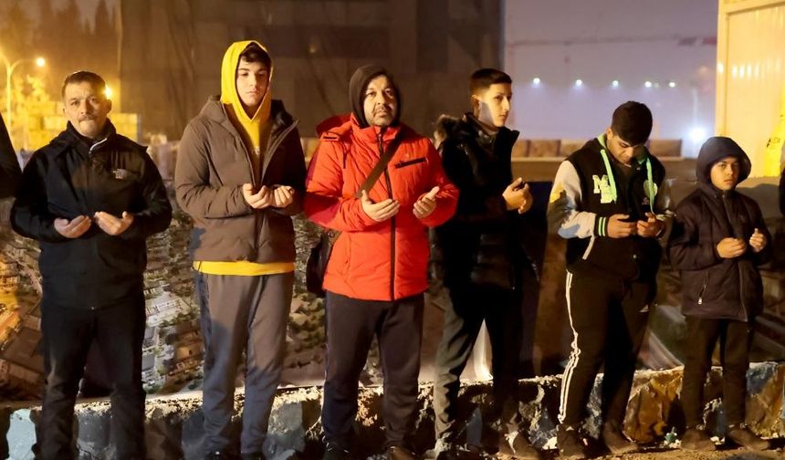 Kahramanmaraş'ta depremde hayatını kaybeden sporcular anıldı
