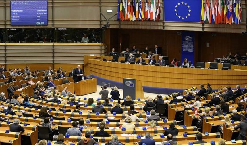 Avrupa Parlementosu, 'Basın Özgürlüğü Yasası'nı onayladı
