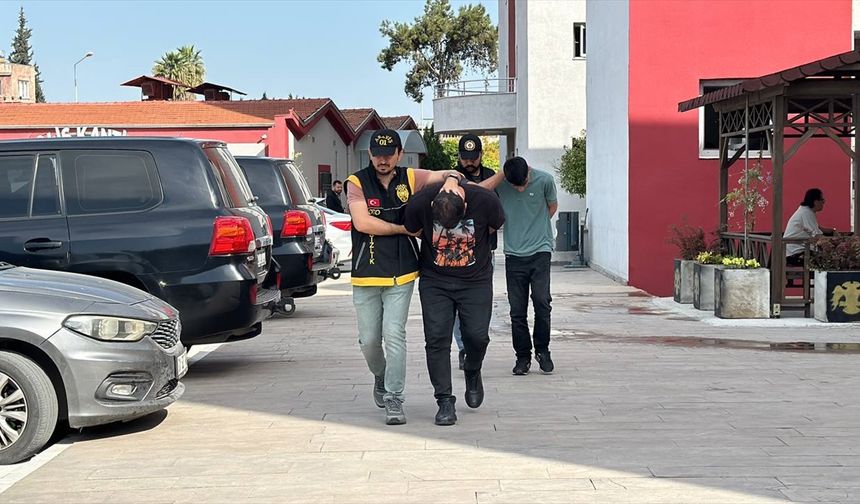 Adana’da çaldığı ciple iki araca çarpan kişi yakalandı
