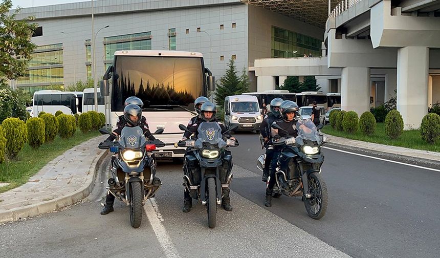 Bursaspor zırhlı araçlarla Diyarbakır’a geldi