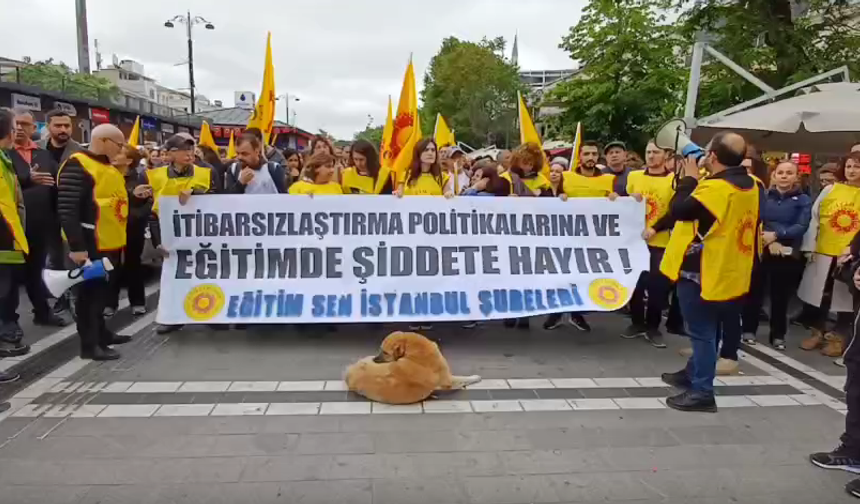 Eğitim Emekçileri İstanbul'da iş bıraktı