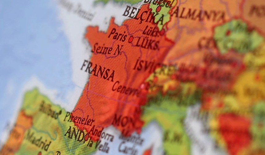 Fransa'da heyelan nedeniyle bir kadın hayatını kaybederken eşi yaralandı