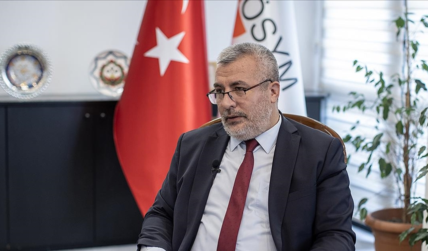ÖSYM Başkanı Ersoy'dan bu yıl bir kez daha yapılacak YDS'ye ilişkin açıklama