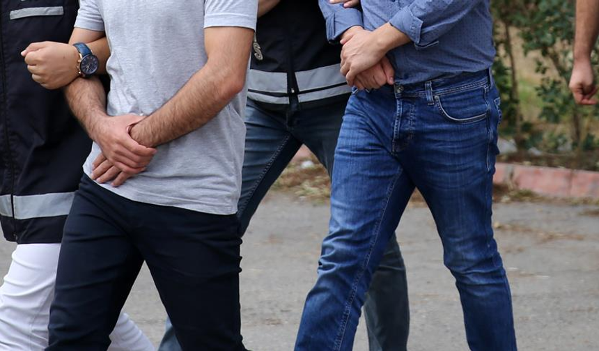 Bitlis merkezli sahte rapor operasyonunda 98 kişi yakalandı, 17 araca el konuldu