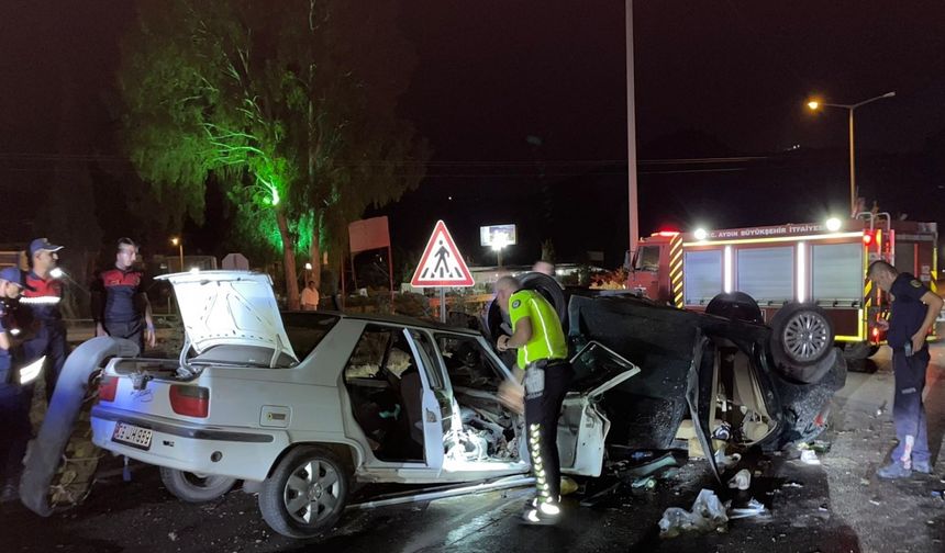 Aydın'da iki otomobil çarpıştı: 1 öldü, 6 yaralı