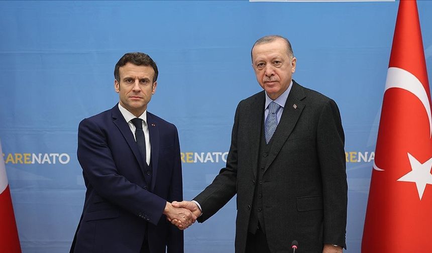 Erdoğan, Fransa Cumhurbaşkanı Macron ile görüştü