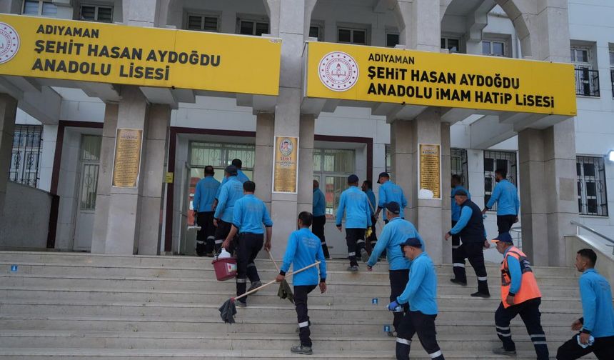 Adıyaman’da 1 ayda 120 okul belediye tarafından temizlendi