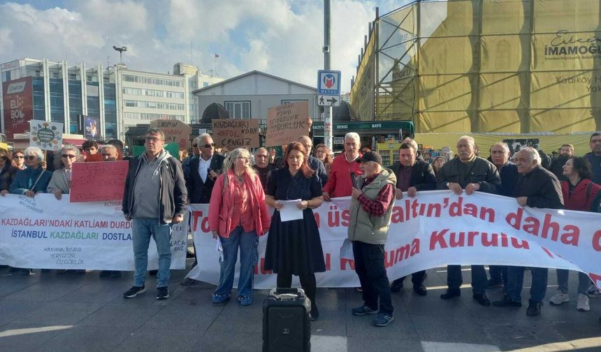 Kadıköy'de altın maden protestosu: Kaz Dağları'nda kesilen tüm Türkiye’nin nefesidir