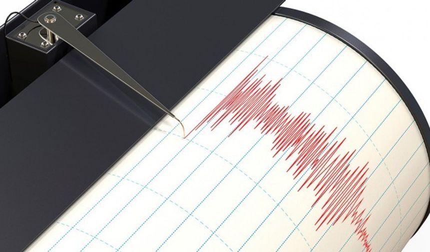 Antalya'da deprem