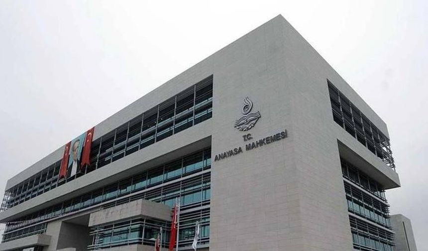 AYM, evlenen kadının kütüğünün kocasının hanesine taşınması düzenlemesini esastan görüşecek