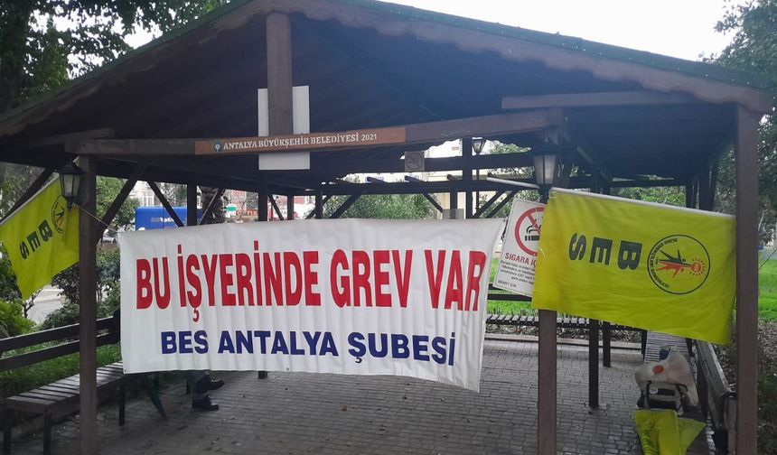 Kamu emekçilerinden ülke genelinde iş bırakma eylemi