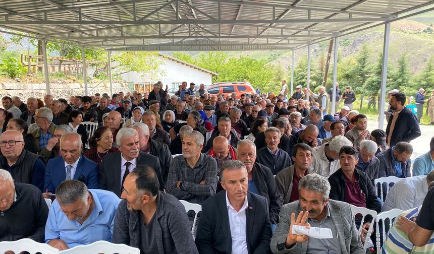 Malatya'da ÇED toplantısında Siyanür tepkisi: Altın olmadan yaşarız. Ekmek, su olmadan yaşayamayız