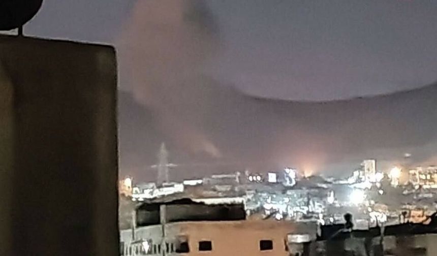 İsrail, Suriye’nin Hama bölgesine hava saldırısı düzenledi
