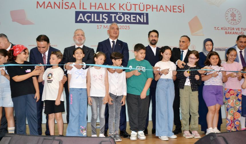 Manisa'da Ege Bölgesi'nin en modern kütüphanesi açıldı