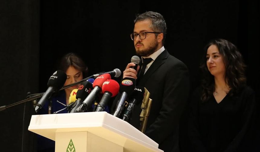 Gazeteci Mehmet Oflaz'a dava açıldı