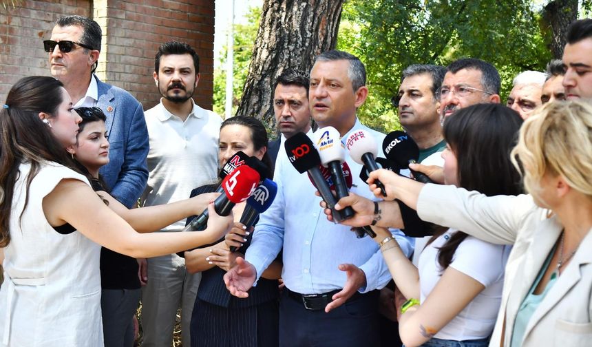 CHP Genel Başkanı Özgür Özel: Soruşturma, Manisa'nın savcılarına emanet