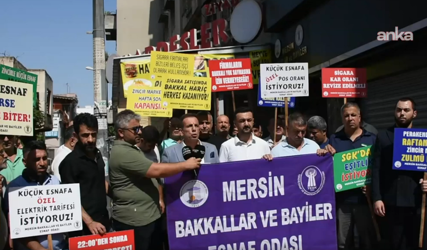 Mersin’de bakkallardan eylem