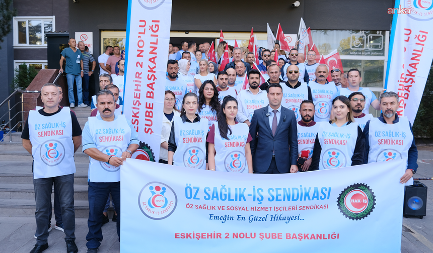 Eskişehir'de geriye dönük ödemelerini isteyen işçiler basın açıklaması yaptı