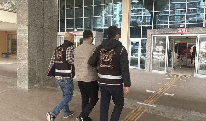 Edirne'de imam kıyafetiyle etkinliğe katılan kişi adliyeye sevk edildi