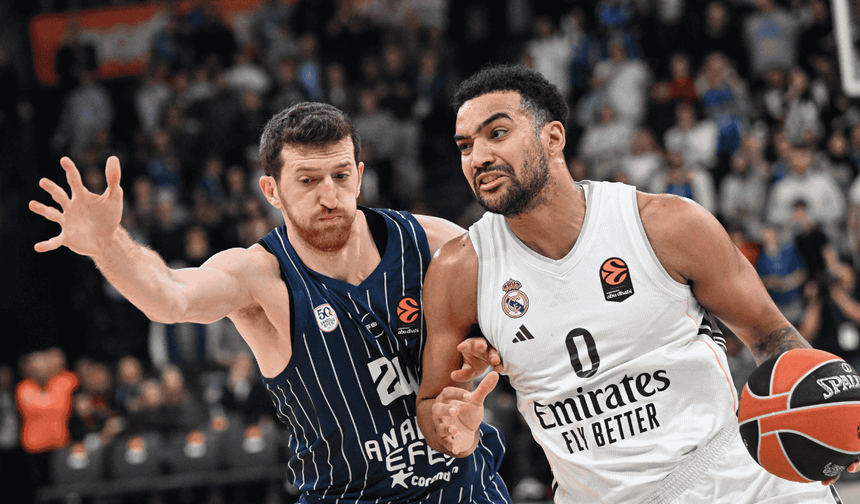 Anadolu Efes direndi ama yetmedi: Real Madrid'e 81-75 mağlup oldu