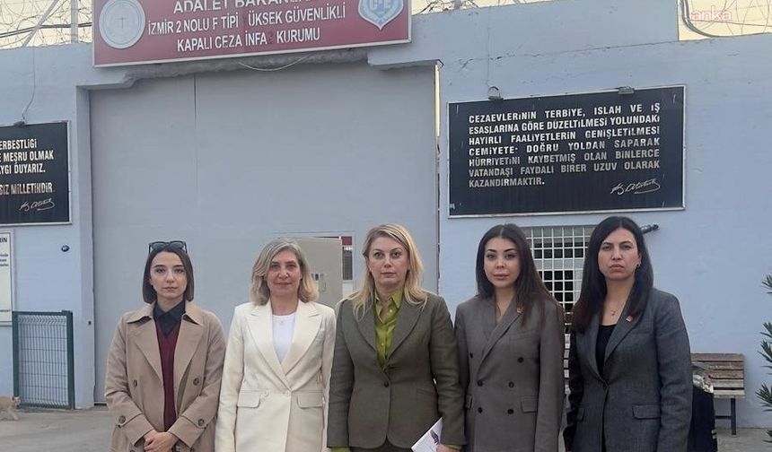 Asu Kaya, Tunç Soyer ve Murat Çalık'ı cezaevinde ziyaret etti