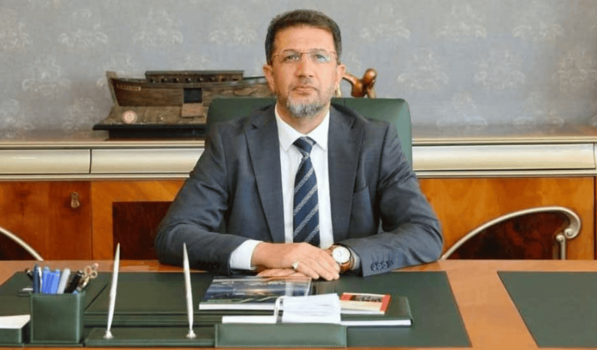 Kardeşine özel ilanı haberleştiren gazetecilere yönelik Rektör Alkış: Kafirler, avanaklar, not ediyoruz