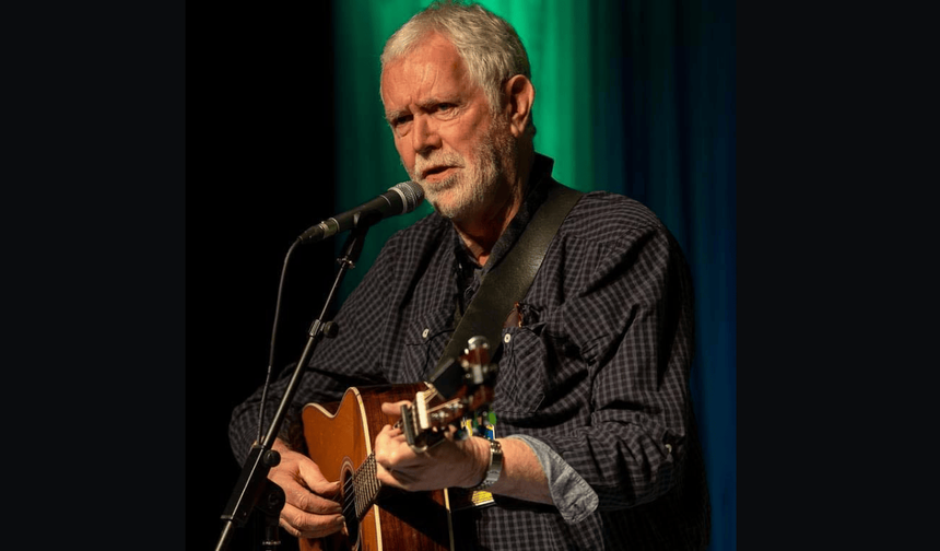 1994 Eurovision'un birincisi McGettigan da İsrail'in yarışmaya katılmasına tepki olarak ödülünü iade edecek