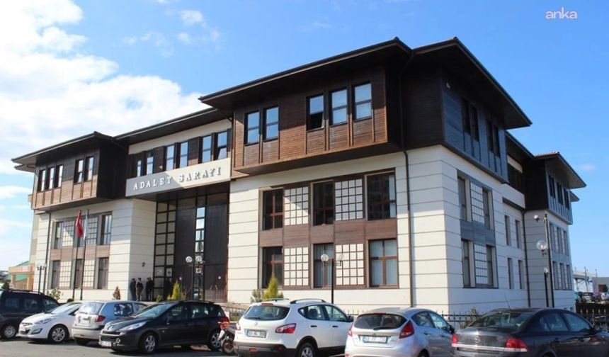 Düğününe, gördüğü davanın sanıkları katılan hakim itiraz üzerine dosyadan alındı