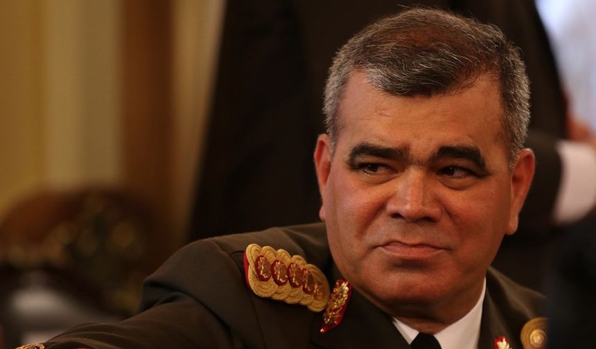 Venezuela Savunma Bakanı Lopez: Ne  pahasına olursa olsun vatanın bütünlüğünü koruyacağız