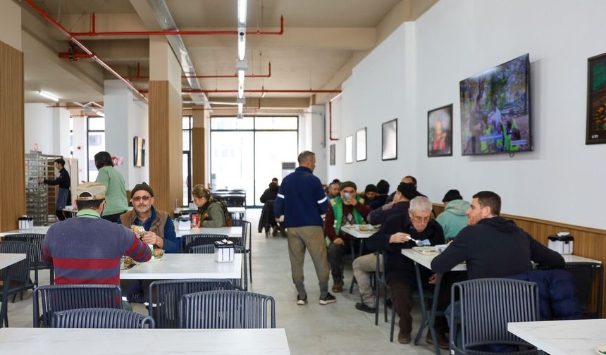 Bursa'da Kent Lokantalarına vatandaşlardan yoğun ilgi